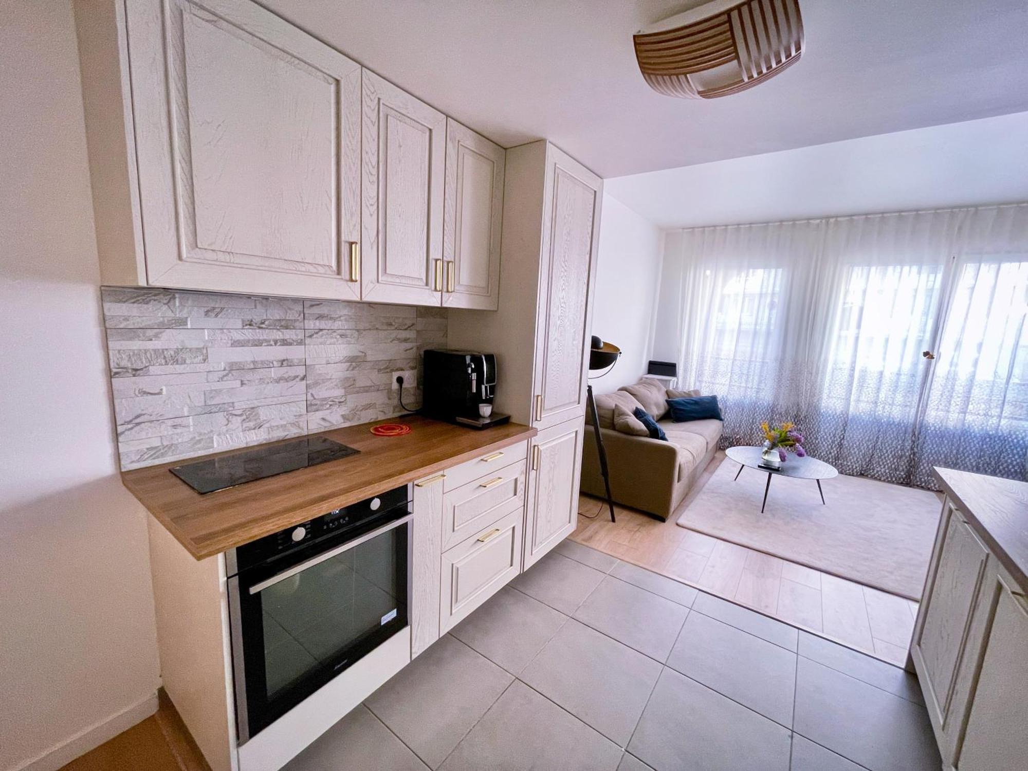 קלישי Grand Appartement מראה חיצוני תמונה